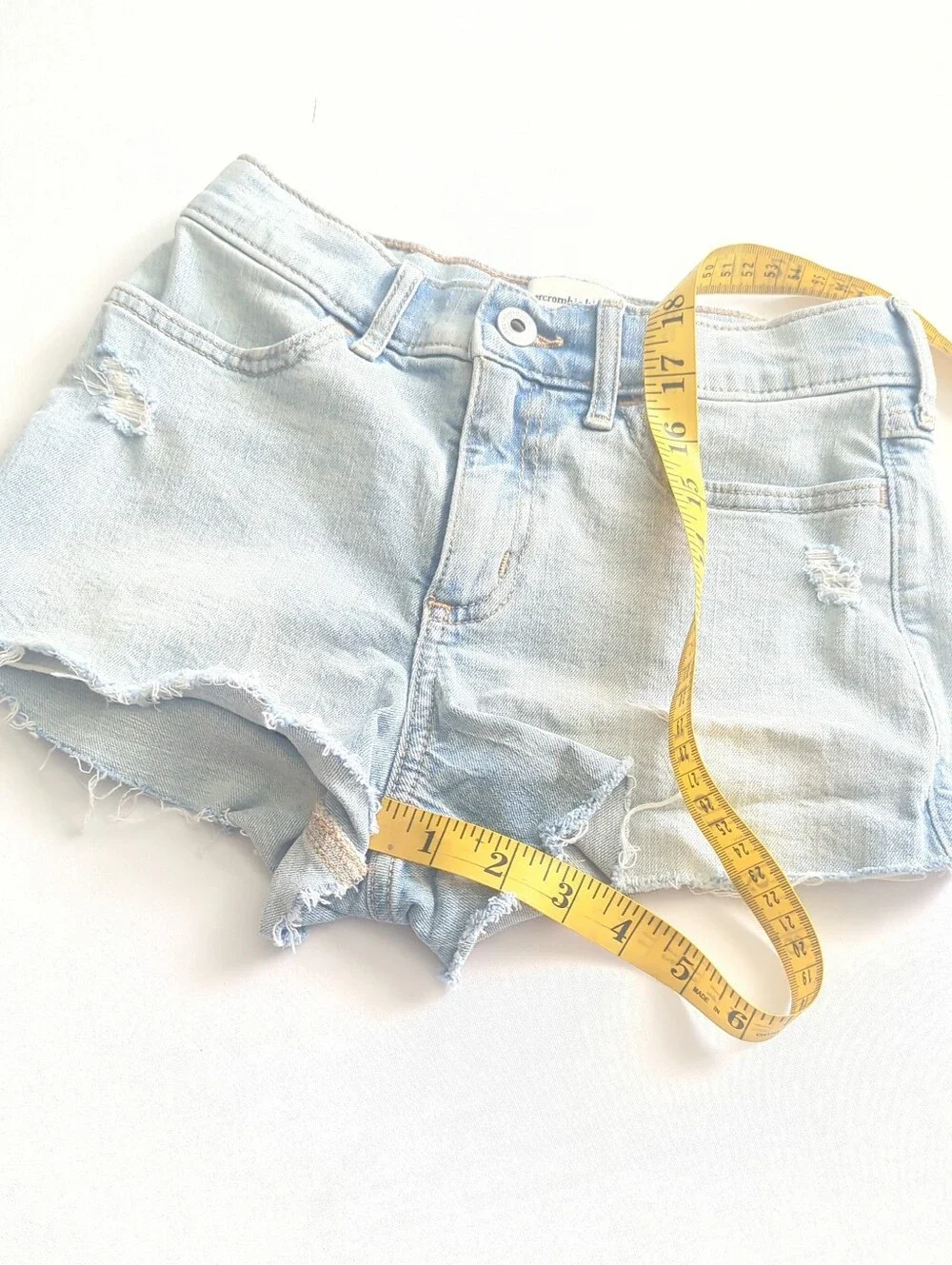 Abercrombie Kids Girl' High-Rise Relax Short Light Wash Distressed Size 9/10